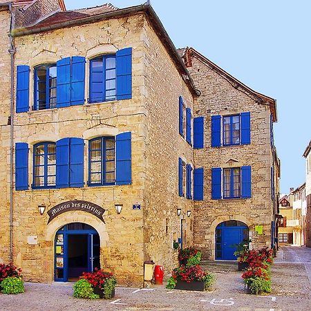 Gite La Maison Des Pelerins Villeneuve-d'Aveyron Bagian luar foto