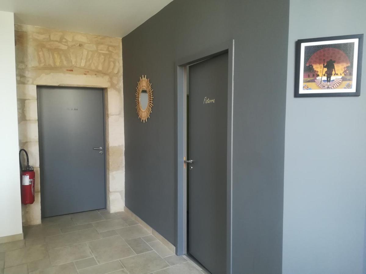 Gite La Maison Des Pelerins Villeneuve-d'Aveyron Bagian luar foto